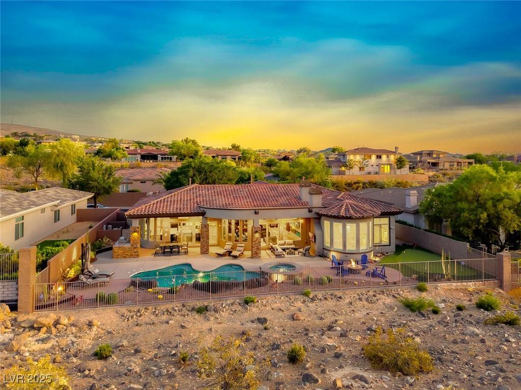 Henderson, NV 89052,22 Starbrook DR