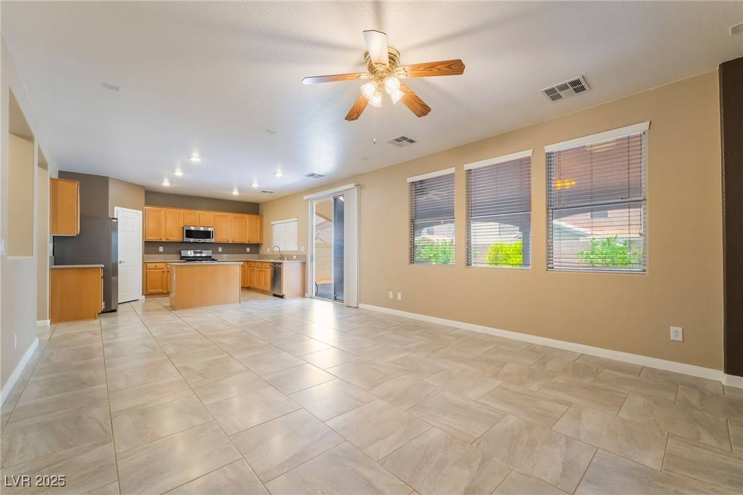Las Vegas, NV 89183,11696 Rossovino ST