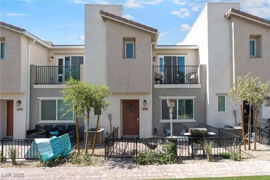 North Las Vegas, NV 89086,2620 Canary Yellow CT