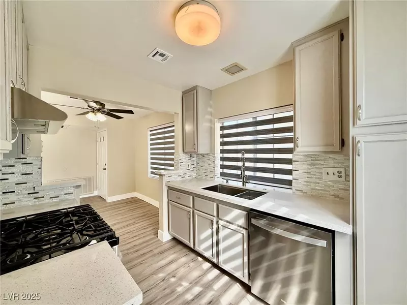 4805 Nara Vista WAY #203, Las Vegas, NV 89103