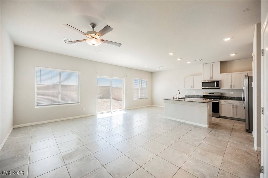 Las Vegas, NV 89113,8278 Palladium ST