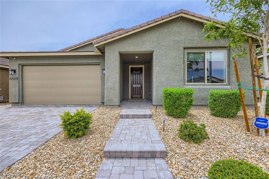 North Las Vegas, NV 89086,6519 Summershade ST