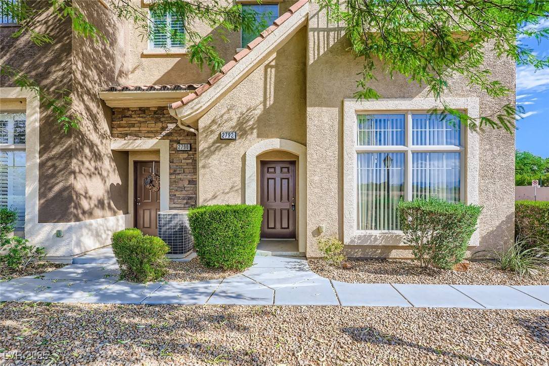 2792 Fountain Ridge LN, Henderson, NV 89074