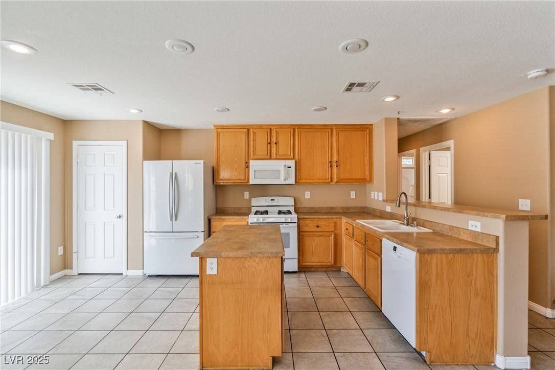 North Las Vegas, NV 89084,6708 Wood Thrush PL
