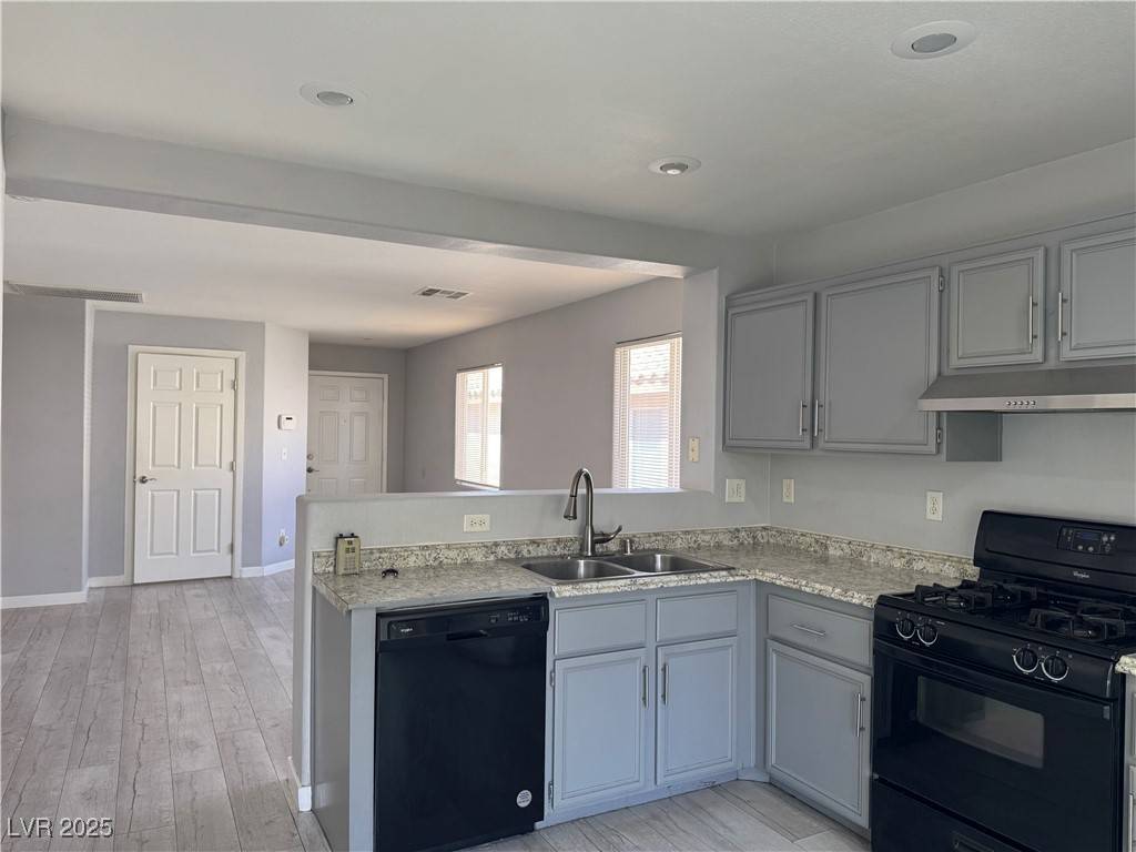 Las Vegas, NV 89144,11121 Rossi AVE