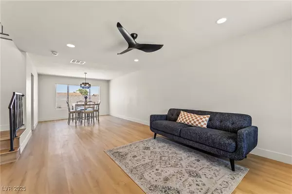 Henderson, NV 89002,307 Balsa ST