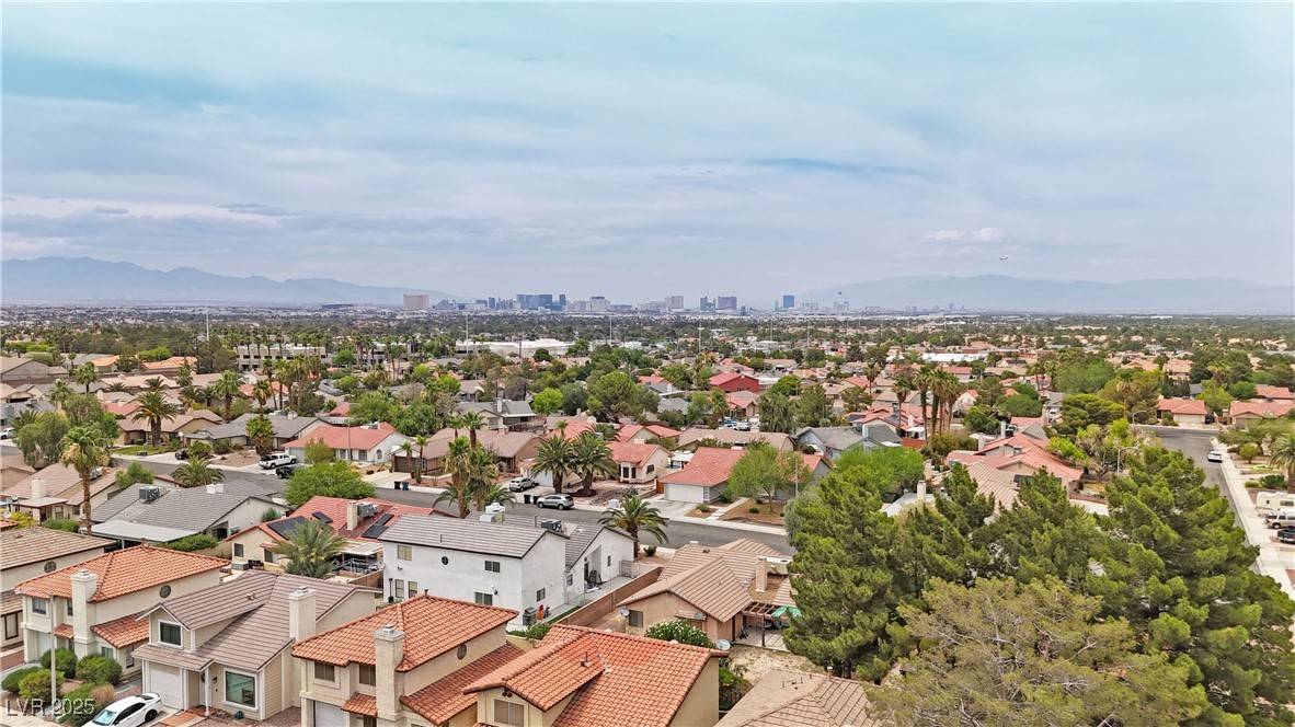 Henderson, NV 89074,117 Boysenberry LN