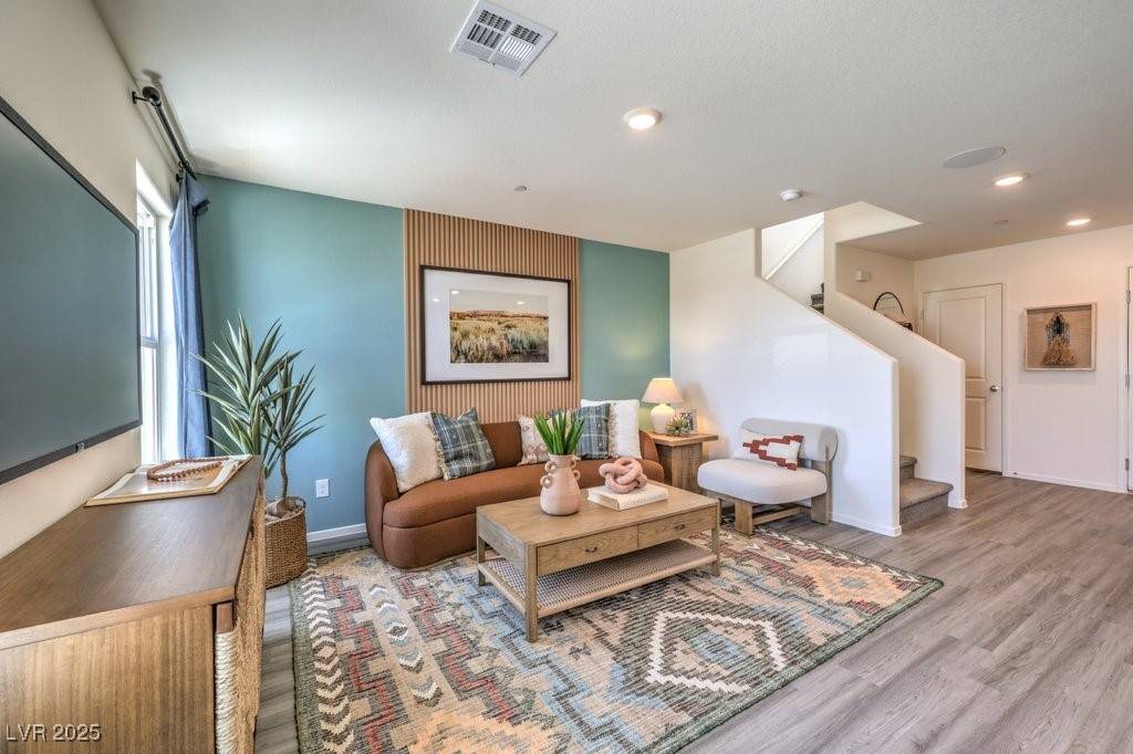 North Las Vegas, NV 89081,6165 Hibiscus Garden ST #184