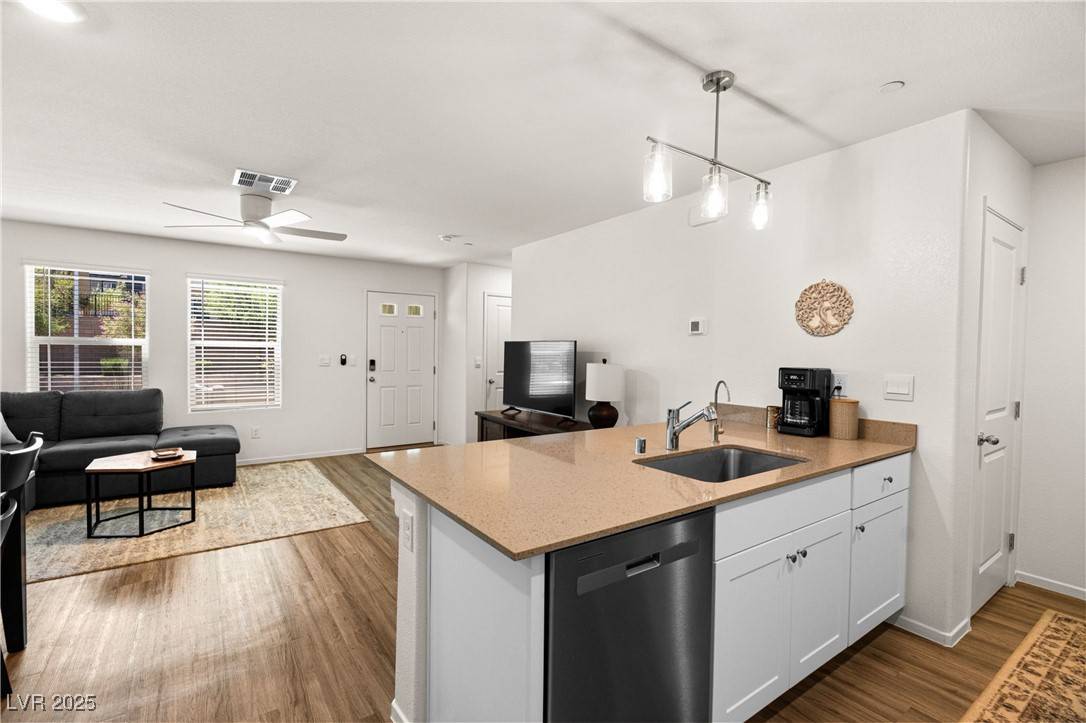 Henderson, NV 89044,3723 Celesta Vista AVE