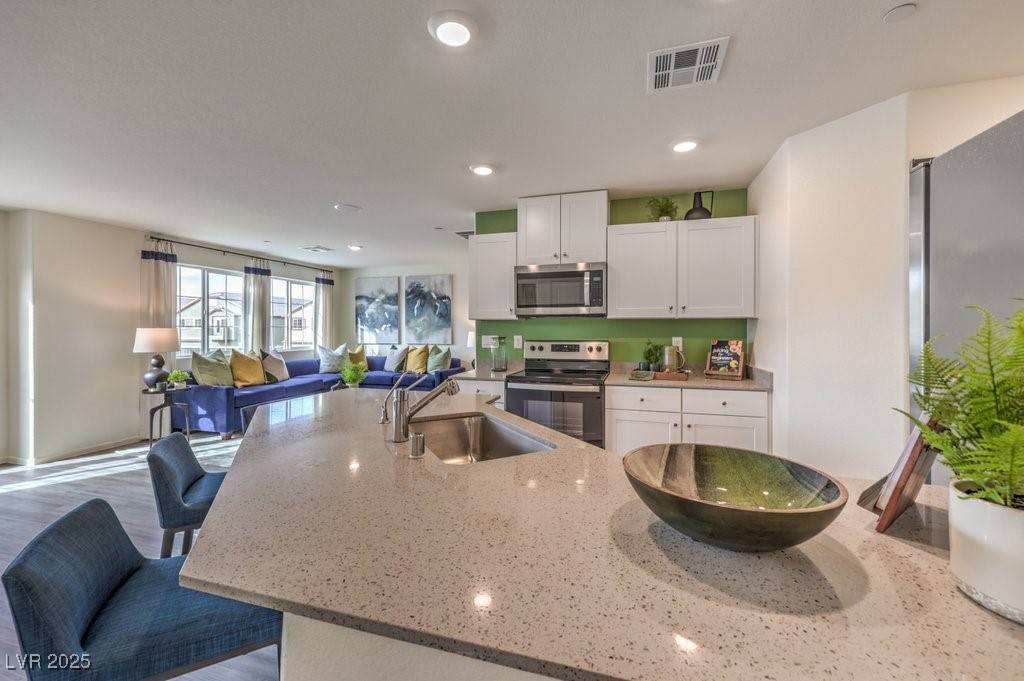 North Las Vegas, NV 89084,7955 Aurora Sky ST #631