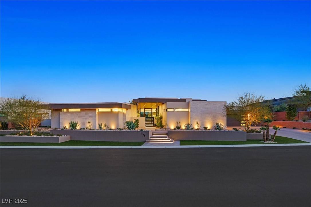 49 Crested Cloud WAY, Las Vegas, NV 89135
