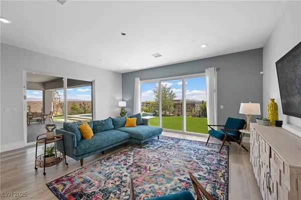Henderson, NV 89012,298 Watteau CT