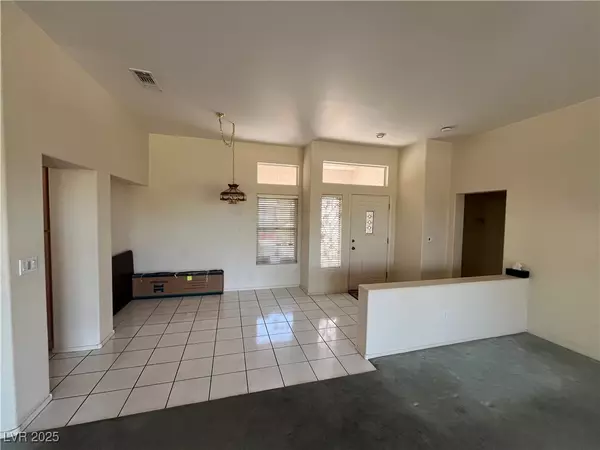 Las Vegas, NV 89134,2712 Breakers Creek DR