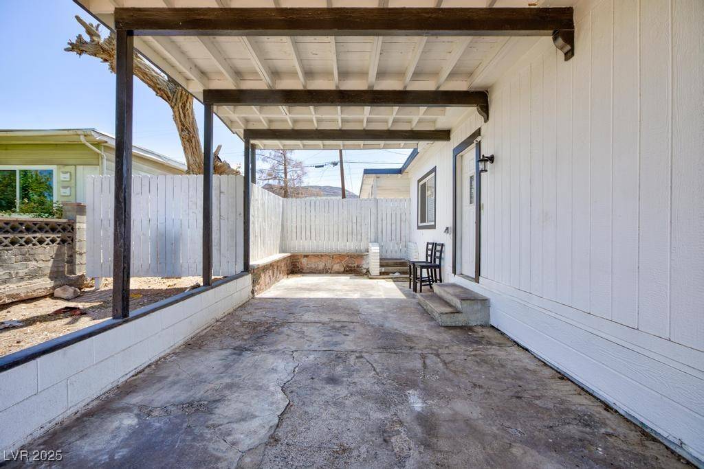 Henderson, NV 89015,335 W Basic RD
