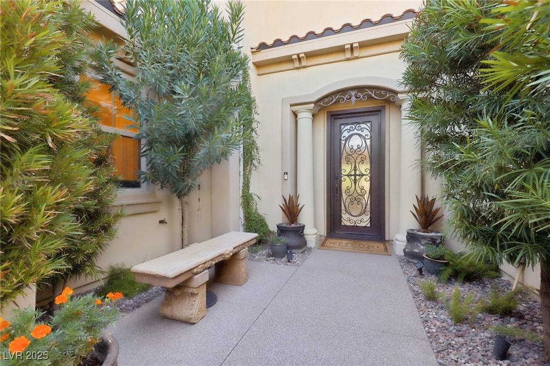 Henderson, NV 89011,14 Benevolo DR