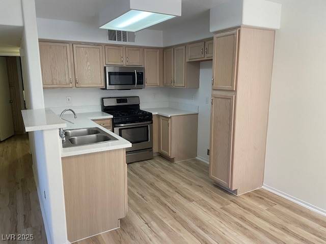5130 Mandalay Springs DR #103, Las Vegas, NV 89120