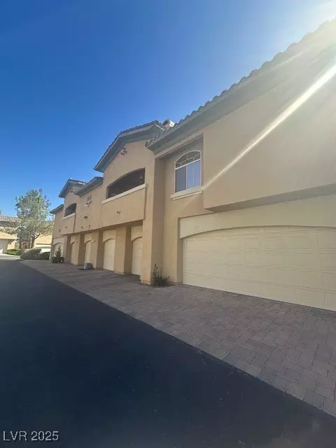 1616 Cardinal Bluff DR #203, Las Vegas, NV 89128