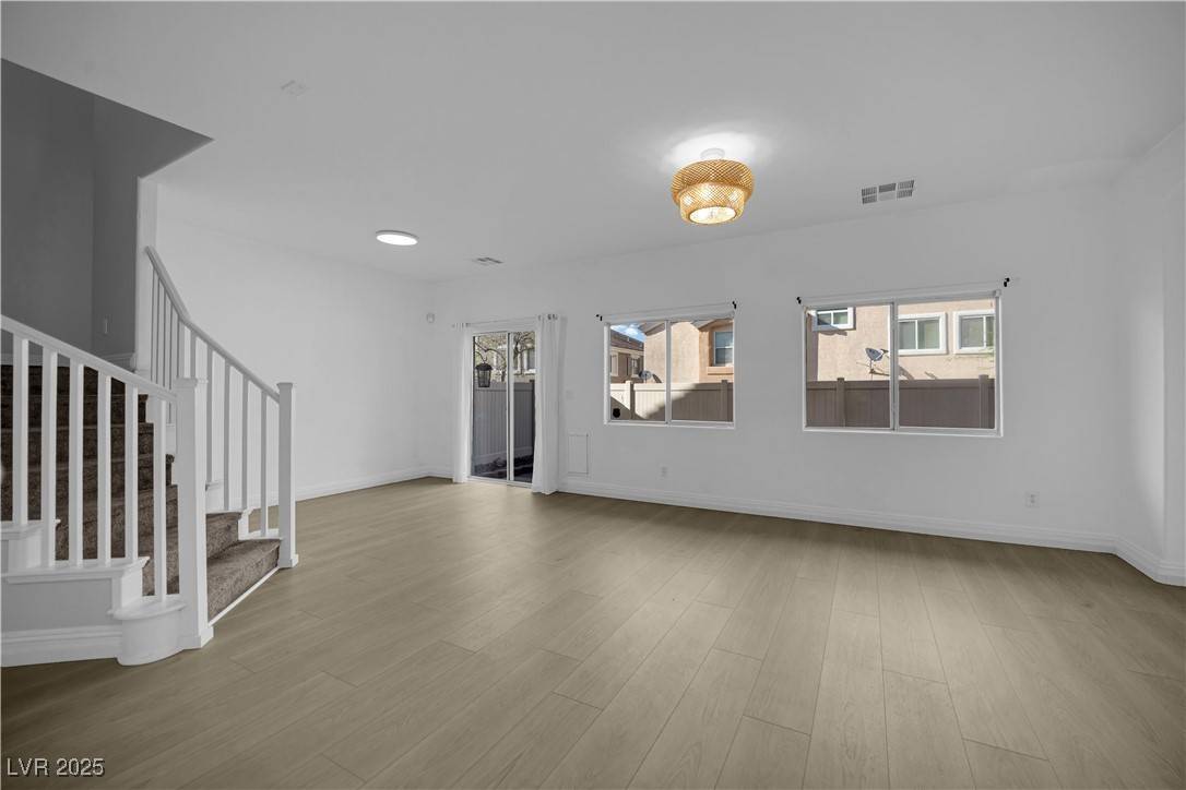 Henderson, NV 89002,1154 Grass Pond PL #2
