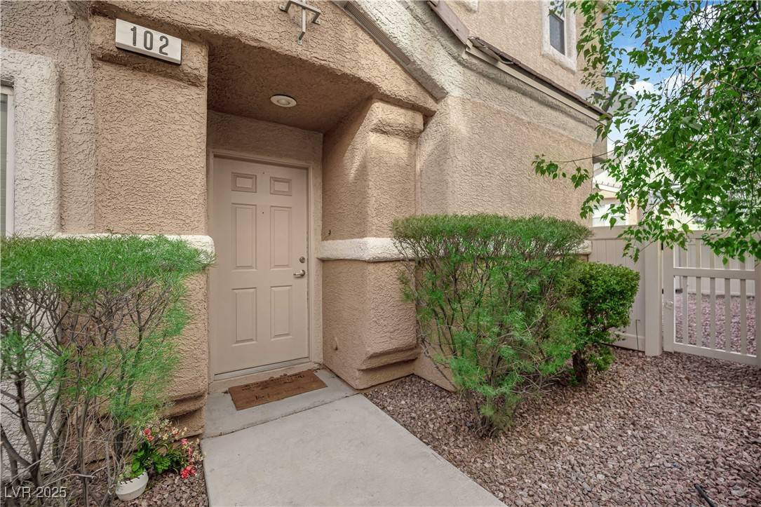 Henderson, NV 89002,1154 Grass Pond PL #2
