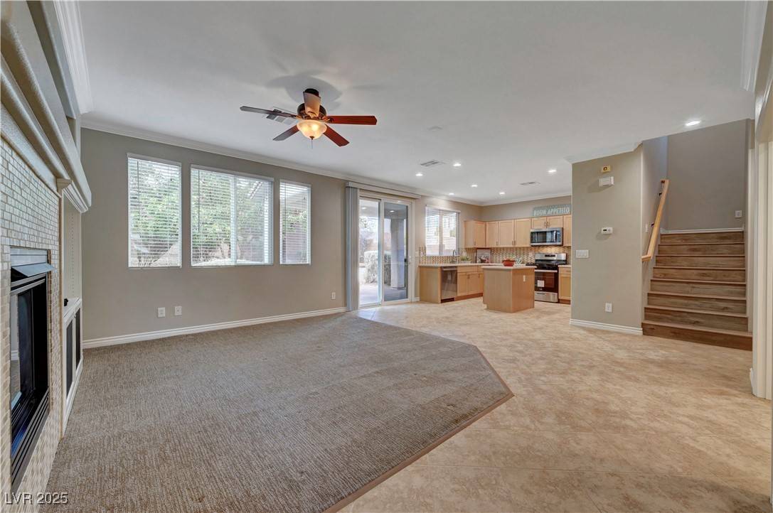 Las Vegas, NV 89166,10512 Galleon Peak LN