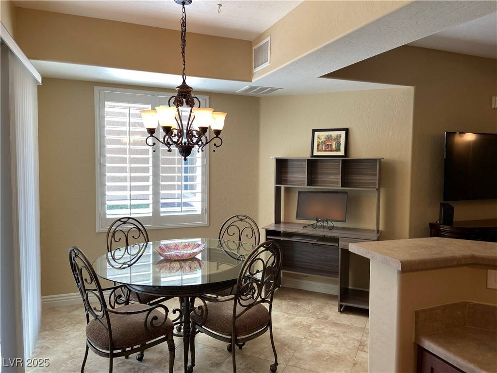 Las Vegas, NV 89131,6868 Sky Pointe DR #1132