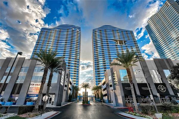 4525 Dean Martin DR #412, Las Vegas, NV 89103
