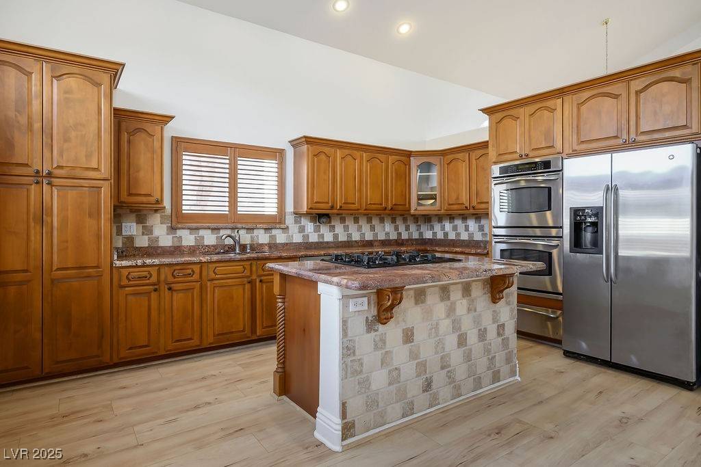 Henderson, NV 89052,2204 Ambermill CT