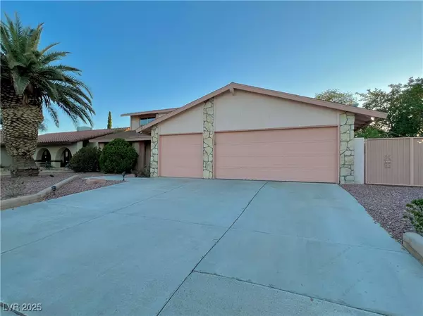 Las Vegas, NV 89107,304 Broxton LN