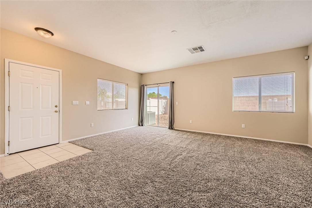 Las Vegas, NV 89178,8842 Duncan Barrel AVE #103