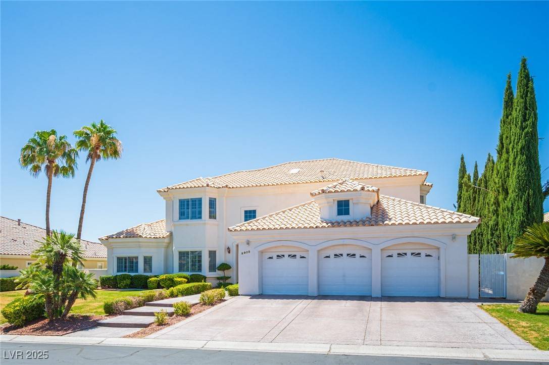 Las Vegas, NV 89117,8925 Wild Creek CT