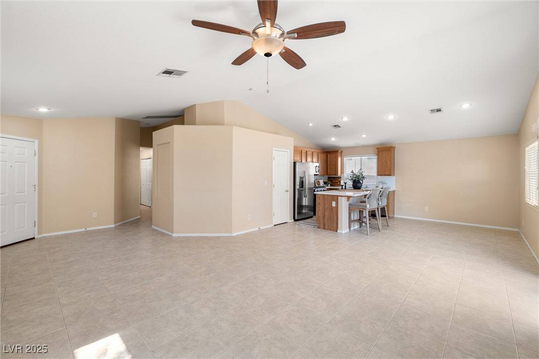 Las Vegas, NV 89148,9954 Rockside AVE