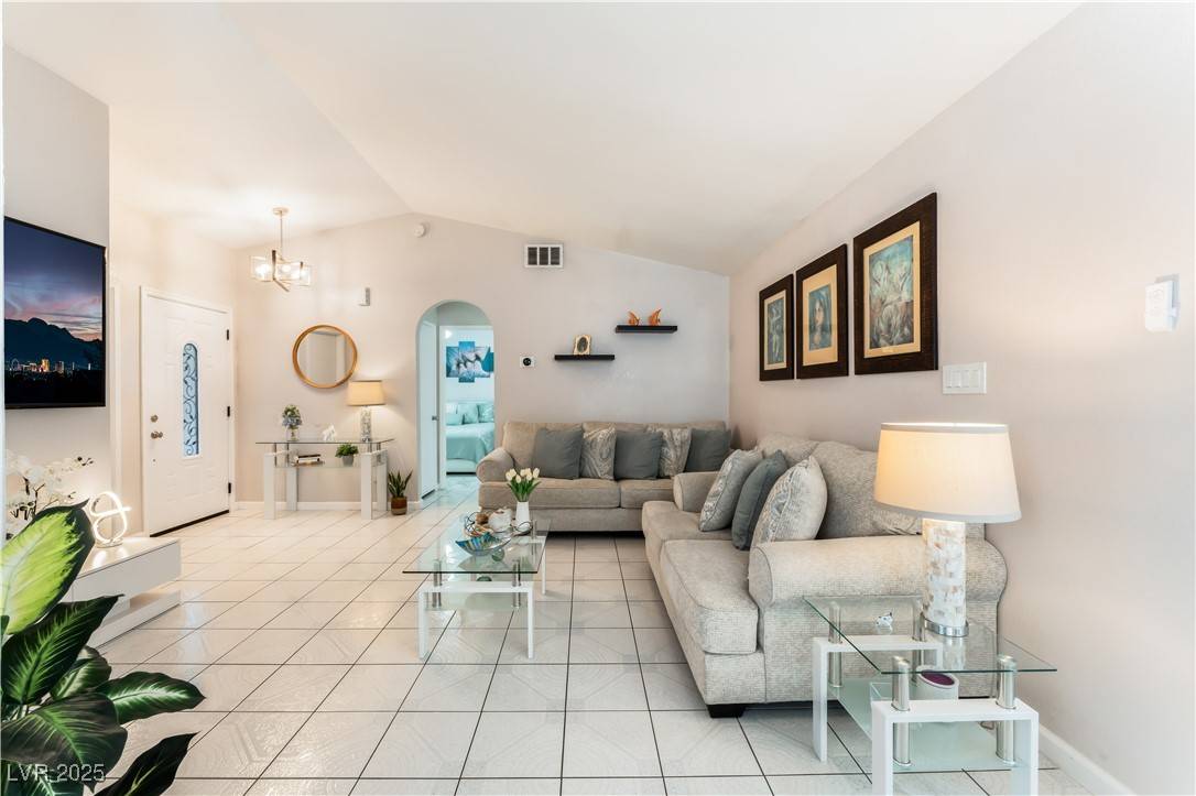 Las Vegas, NV 89142,2093 Seahurst DR