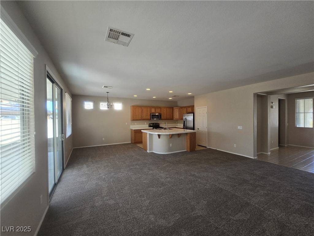 Las Vegas, NV 89113,7572 Coyote Cave AVE
