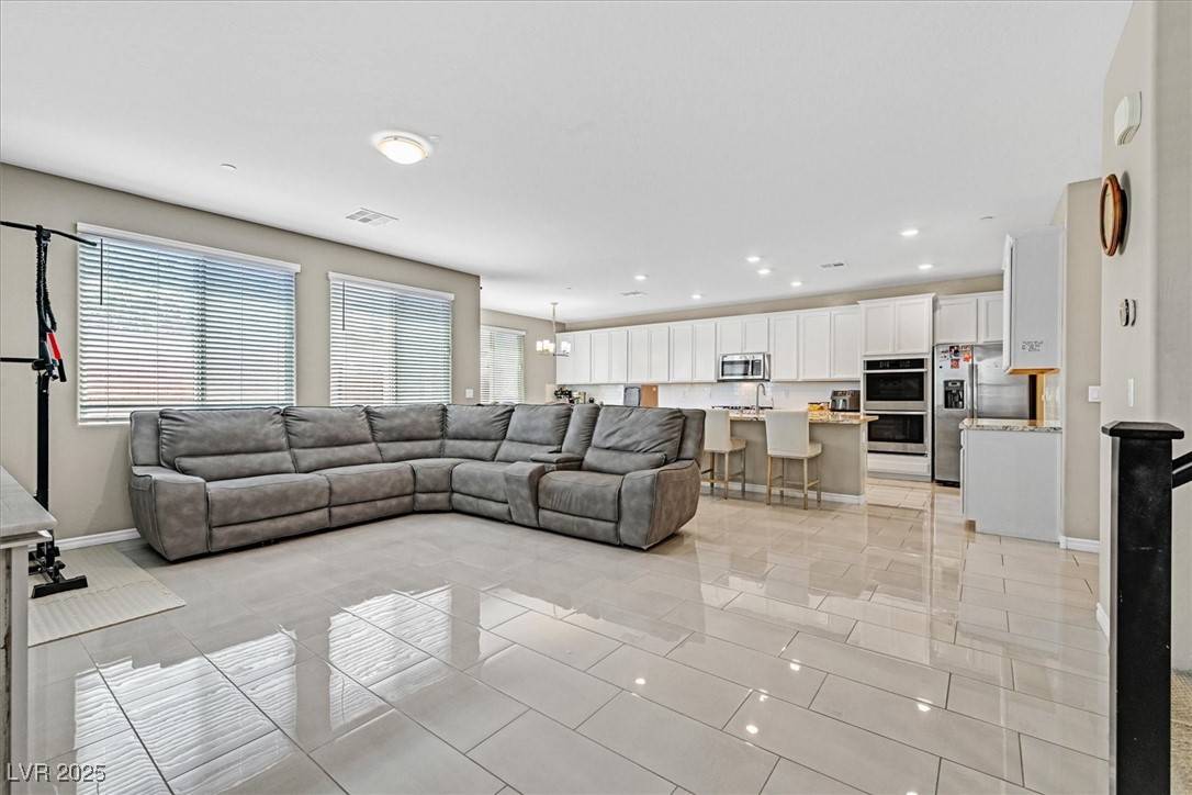 Henderson, NV 89052,949 Bayberry Ridge ST