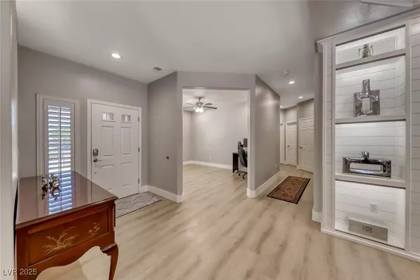 Henderson, NV 89052,3001 Walnut Park CT