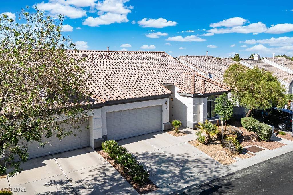 9722 Glittering Star AVE, Las Vegas, NV 89147