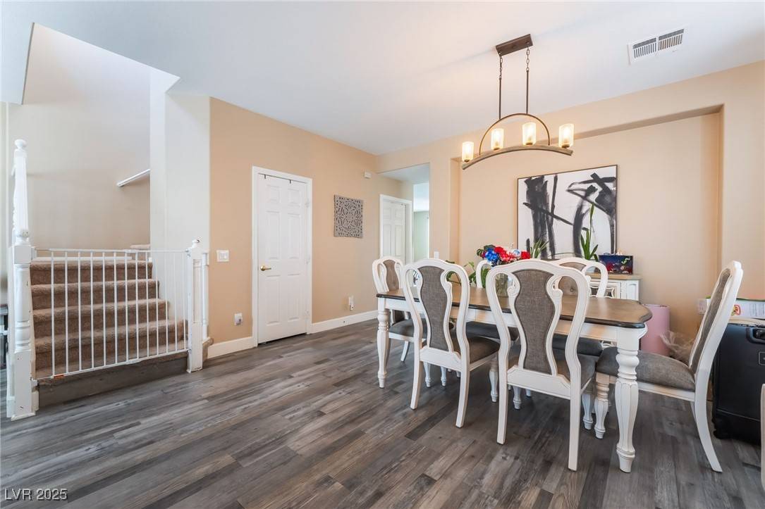 Henderson, NV 89002,1014 Lone Pine River AVE
