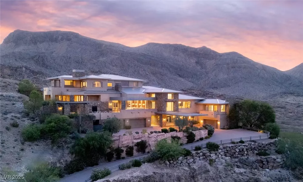 5 Promontory Pointe LN, Las Vegas, NV 89135