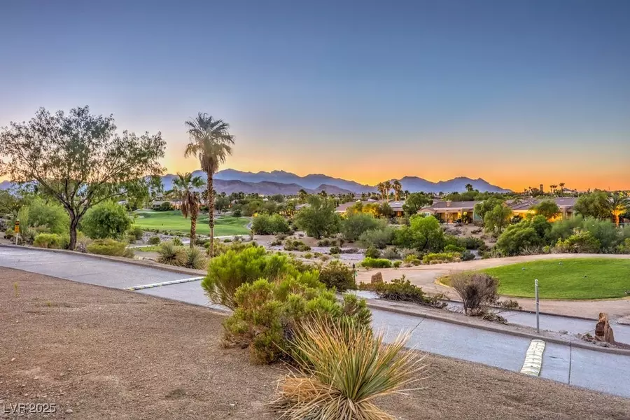 10536 Abisso DR, Las Vegas, NV 89135