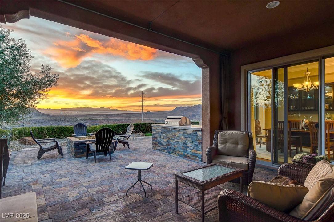 Henderson, NV 89011,7 Contrada Fiore DR