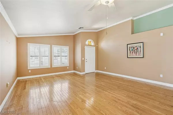 Las Vegas, NV 89113,5580 Lonesome Biker LN