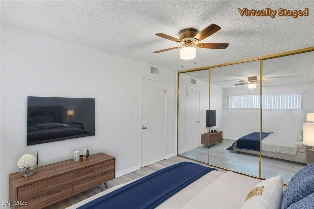 Las Vegas, NV 89109,350 E Desert Inn RD #H205