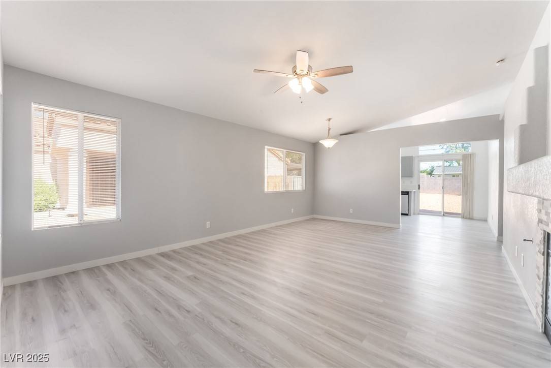 Las Vegas, NV 89108,5524 Cleary CT