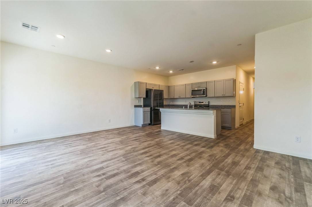 North Las Vegas, NV 89084,4242 Lunar Canyon AVE