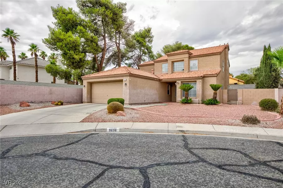 9836 Russett Wood CIR, Las Vegas, NV 89117