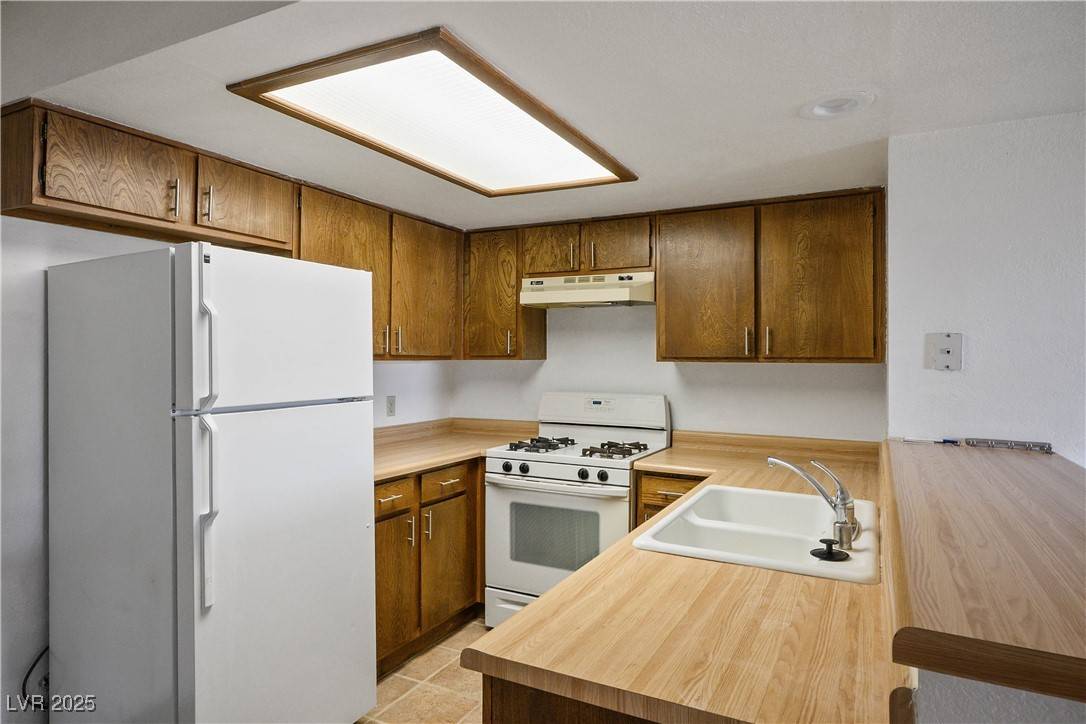 3791 Desert Marina DR #111, Laughlin, NV 89029