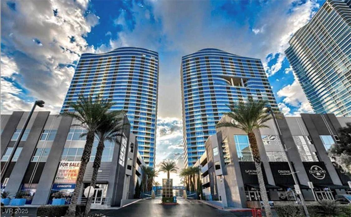 4575 DEAN MARTIN DR #910, Las Vegas, NV 89103