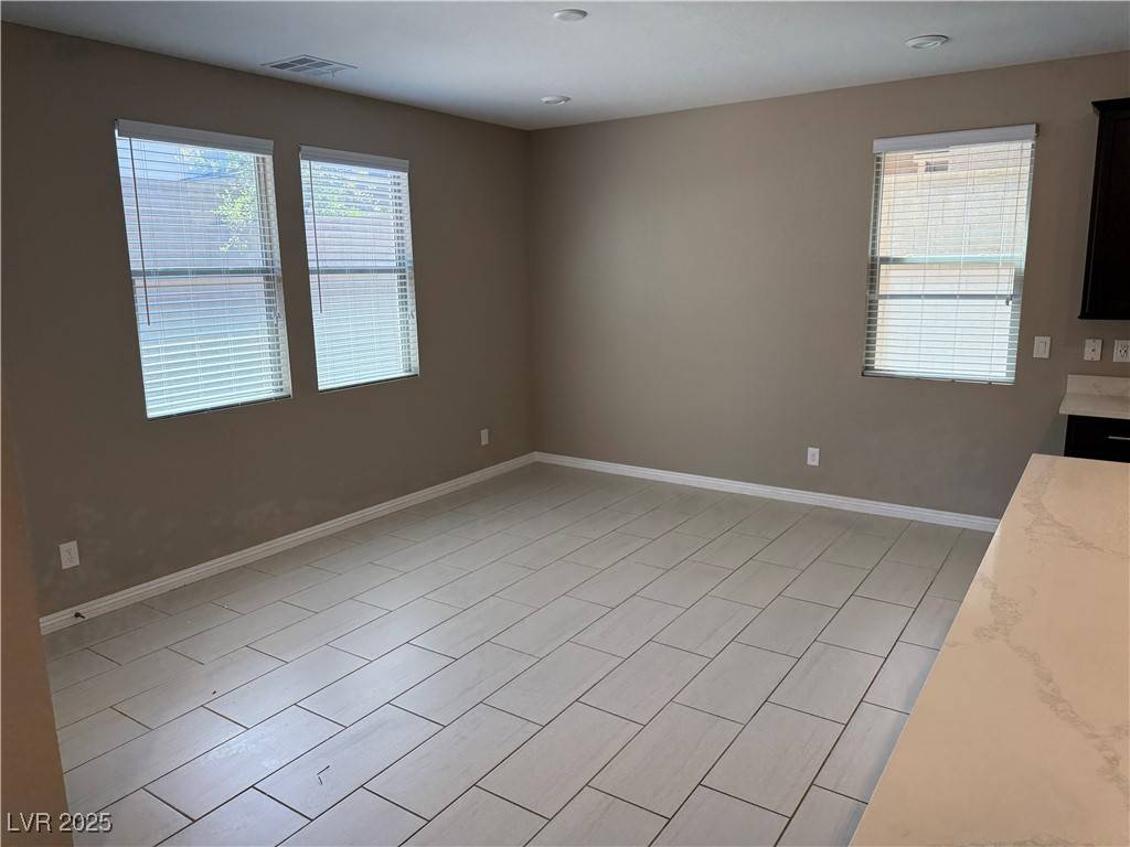 Las Vegas, NV 89138,921 Riverlawn PL