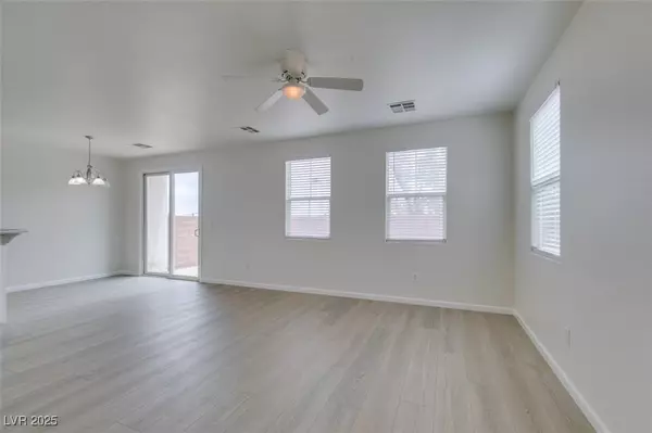 Las Vegas, NV 89149,9125 Ripple Ridge AVE #102