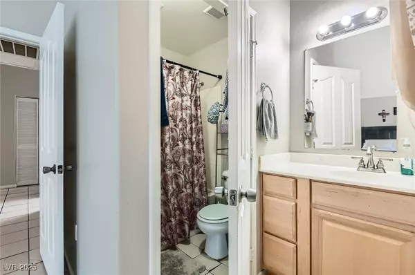 Las Vegas, NV 89122,5230 Panguitch DR